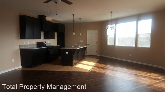 Foto del edificio - 4 br, 2 bath House - 1010 N Sumter Ct