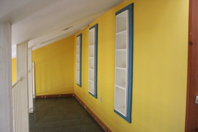 Building Photo - 2895 Bryansville Rd
