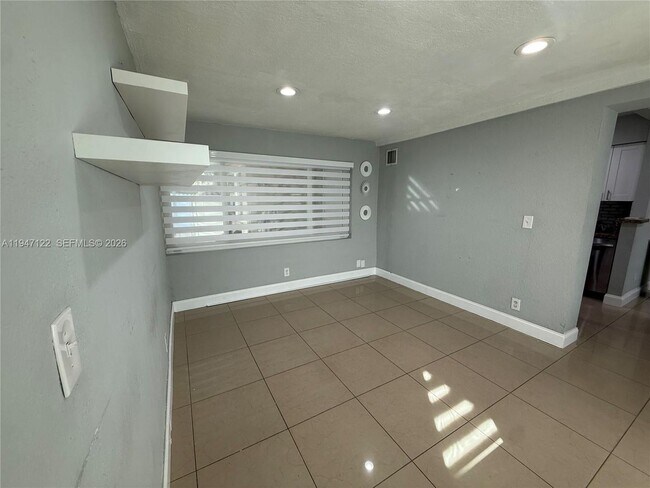 Foto del edificio - 5715 Arthur St