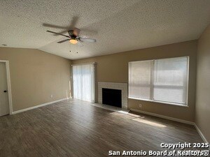 Foto del edificio - 4014 Colonial Sun Dr