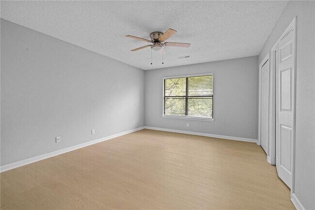 Foto del edificio - 1373 E Sequoyah Ct