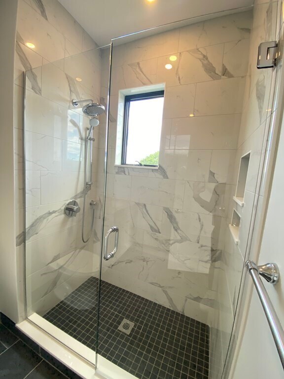 Foto del edificio - 375 Pleasant St