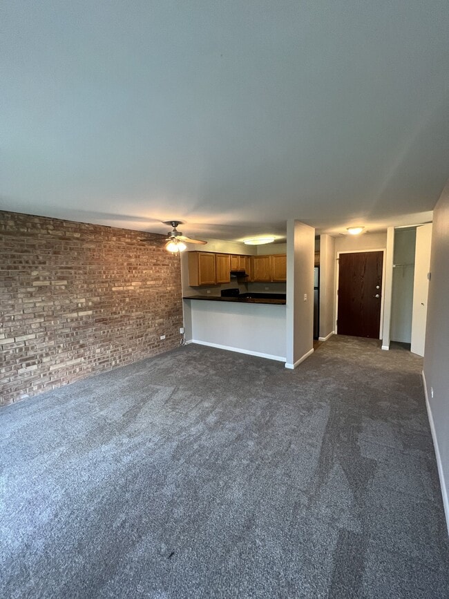 Building Photo - 5760 Abbey Dr