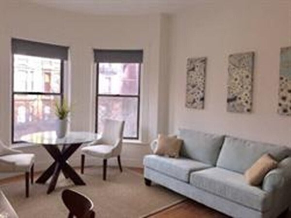 Building Photo - 47 Massachusetts Ave