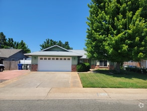 Building Photo - 1550 Sterling Dr