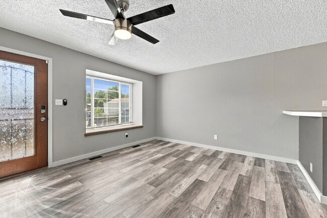 Building Photo - $2,040.95- 4 Bed, 2 Bath Home in CO Springs with Big Fenced-in Yard!