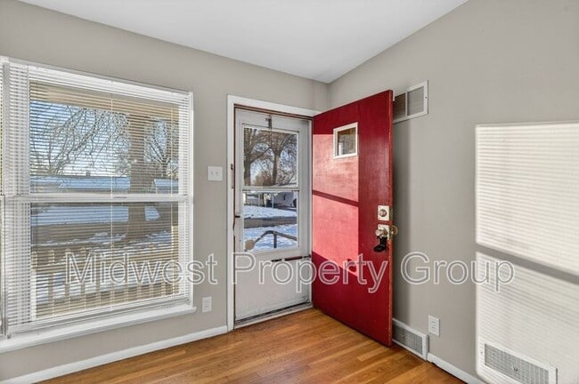 Building Photo - 10406 Hobkirk Dr