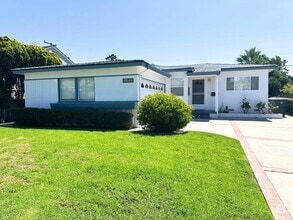 Building Photo - 23514 Susana Ave