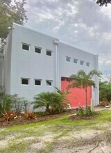 Building Photo - 5023 Inverness Dr
