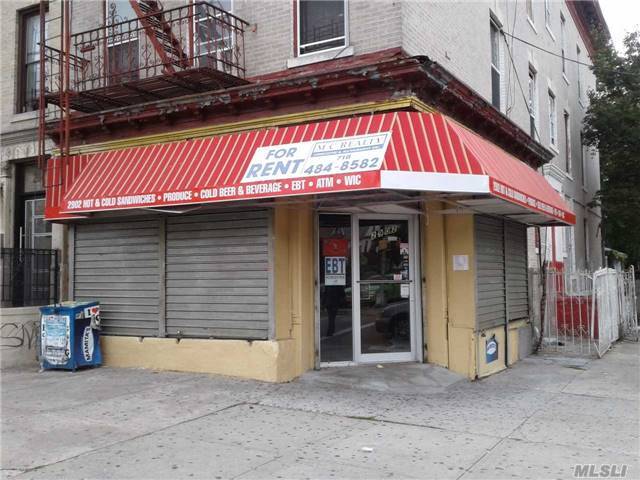 Building Photo - 2902 Clarendon Rd