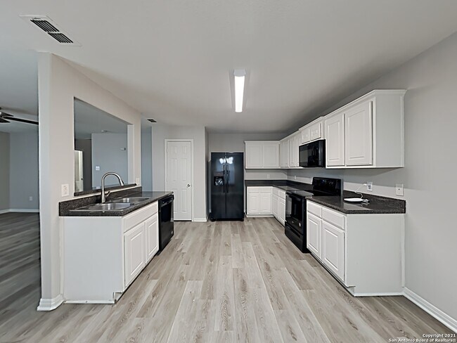 Foto del edificio - 5835 Wildcat Canyon