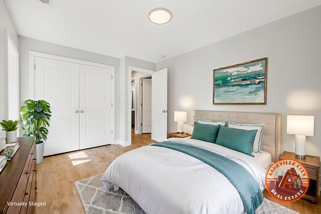 Foto del edificio - Newly Renovated 3-Bedroom Home with Modern...