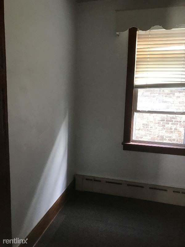 Building Photo - 5 br, 2 bath House - 2621 White Oak Ave