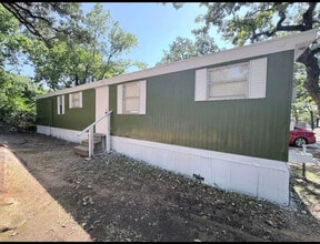 Building Photo - 215 Weeks Rd