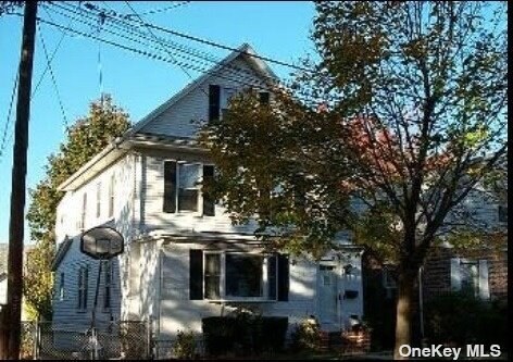 Primary Photo - 197 Bryant Ave