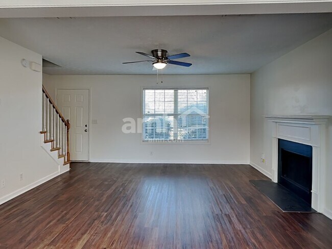 Foto del edificio - 1821 Saint Andrews Dr