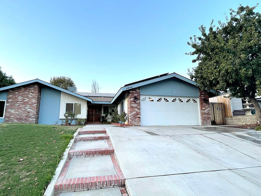 Foto principal - 5808 Dorset Dr