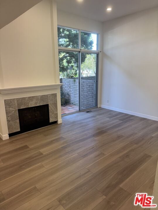 Building Photo - 4775 La Villa Marina