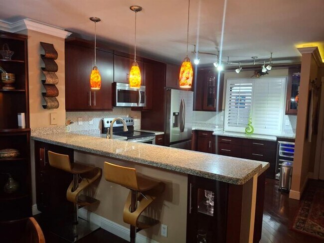 Building Photo - 2217 Cypress Island Dr