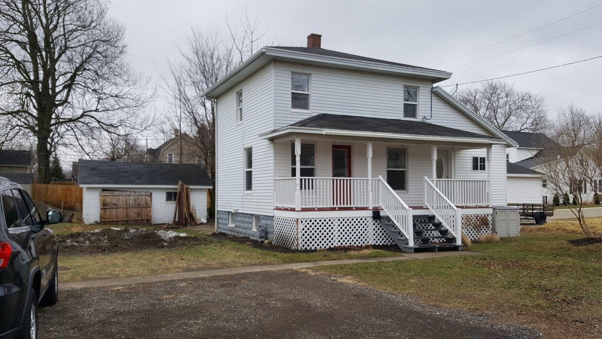 Foto principal - Two Bedroom Home in Grand Haven