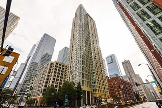 Building Photo - 345 N LaSalle St