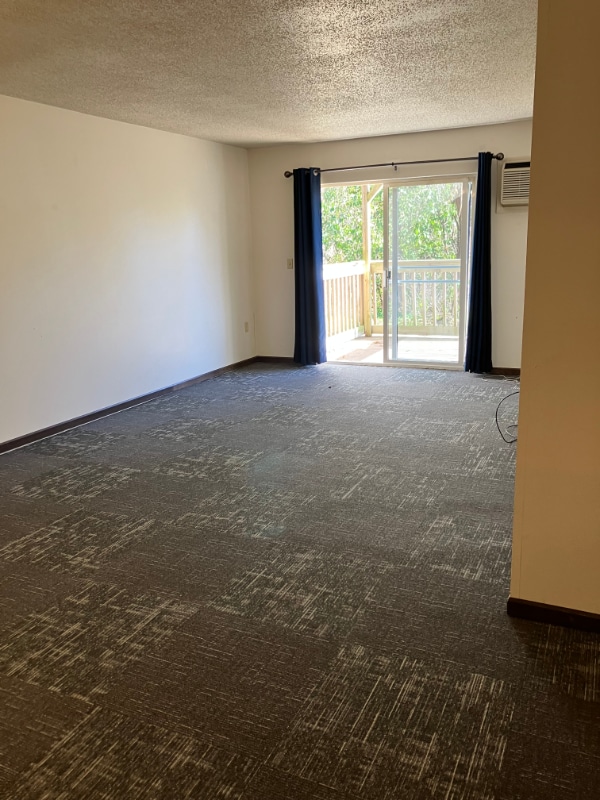 Building Photo - 803 Roundhouse Addition