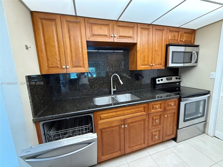 Photo - 120 Lakeview Drive Unit 209