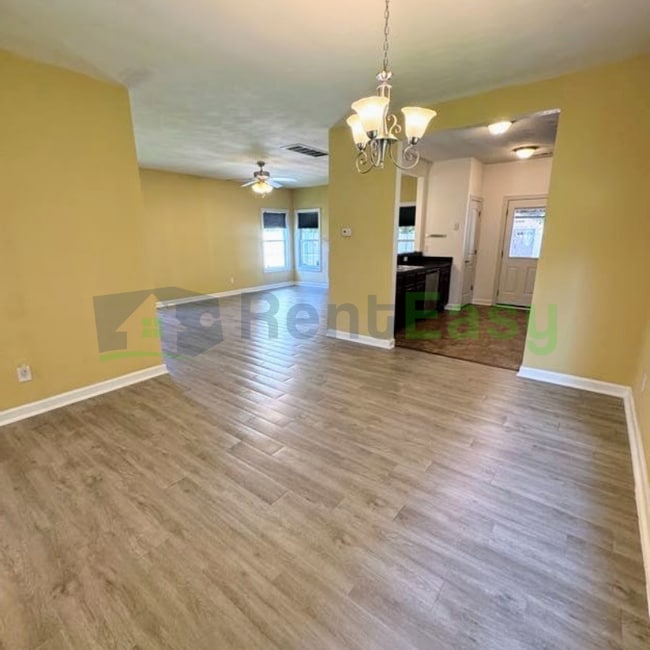 Building Photo - 4116 2nd St
