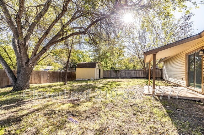 Building Photo - 118 N Meadow St