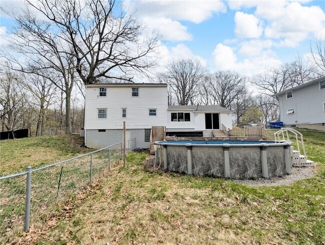 Building Photo - 320 Bakerdale Rd