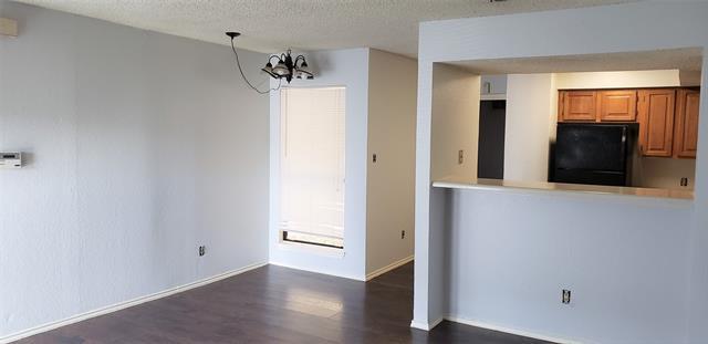 Building Photo - 2309 Balsam Dr