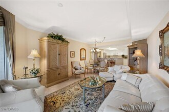 Building Photo - 7117 Pelican Bay Blvd
