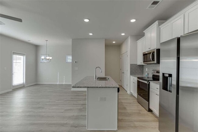 Building Photo - 4741 Medlock Ln
