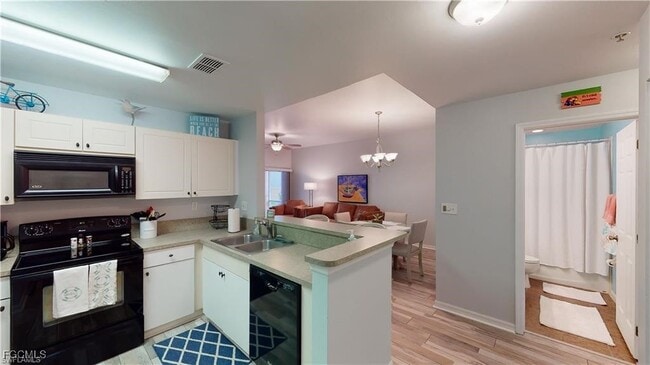 Foto del edificio - 15433 Bellamar Cir