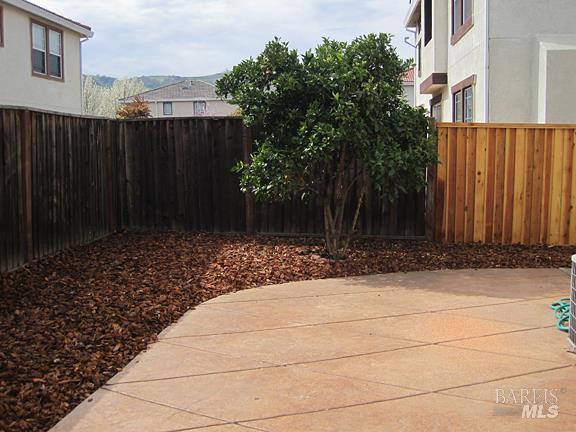 Foto principal - 111 Chimney Rock Ct