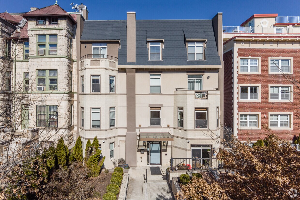 Primary Photo - 1333 Euclid St NW