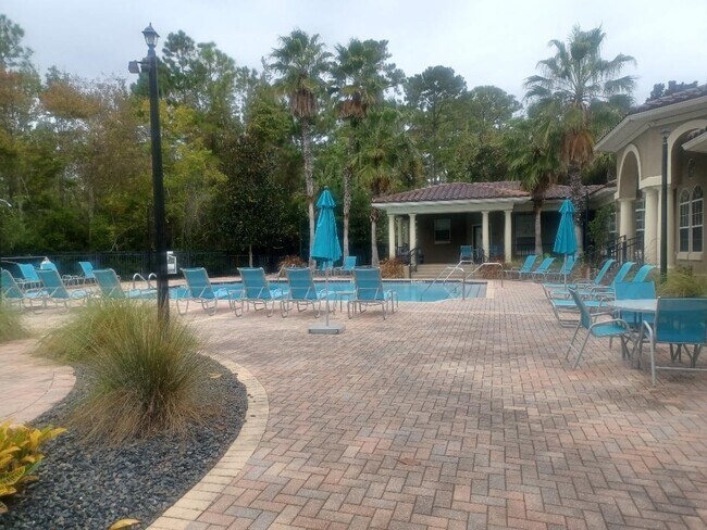 Foto del edificio - 415 S Villa San Marco Dr