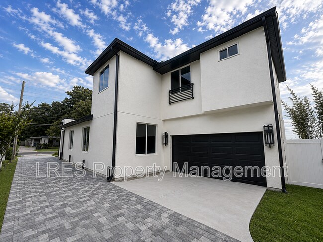 Foto del edificio - 722 Ellwood Ave