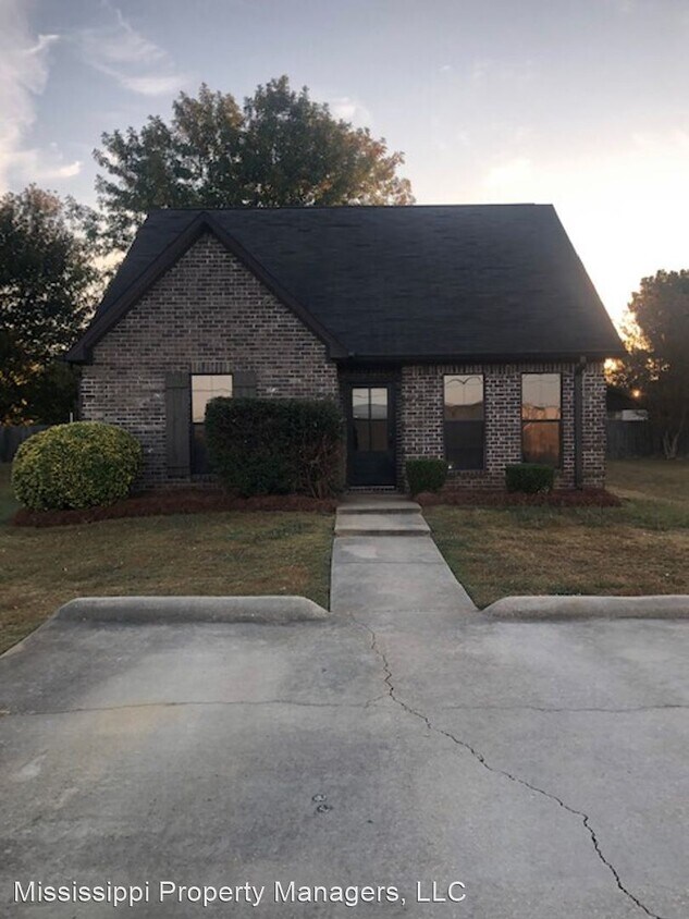 3 br, 3 bath House 1684 Gun Club Road House Rental in Tupelo, MS