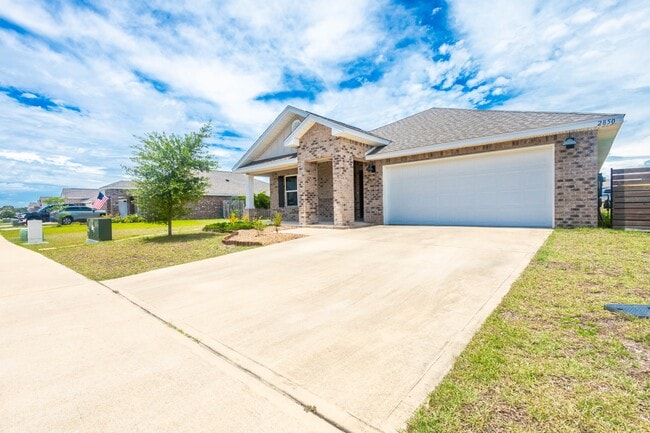 Building Photo - 2850 Patriot Ridge Dr