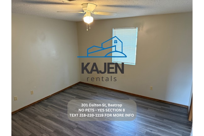 Building Photo - 301 Dalton St