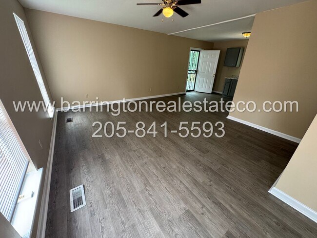 Foto del edificio - 621 15th Ave NW