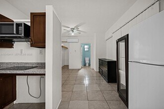Building Photo - 5069 NW 41st Ct