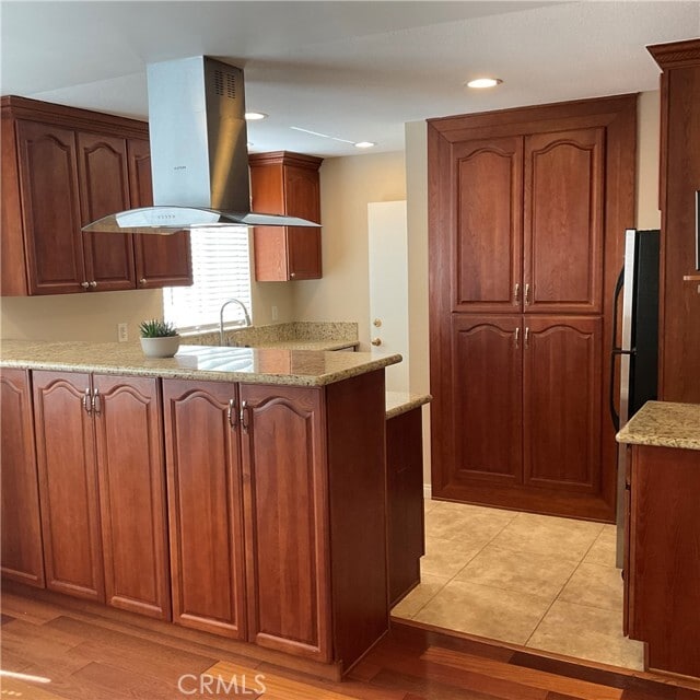 Foto del edificio - 3436 170th St