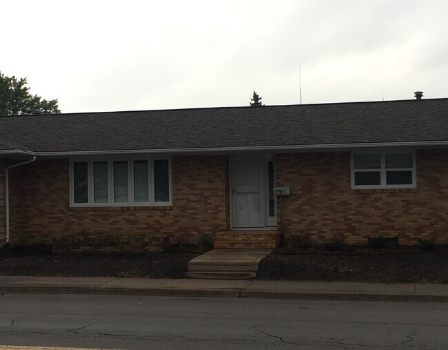 Foto del edificio - 521 6th Avenue Northeast