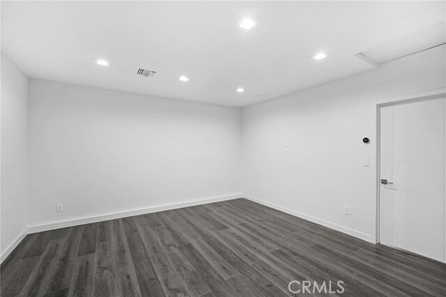 Foto del edificio - 915 Cornell Dr