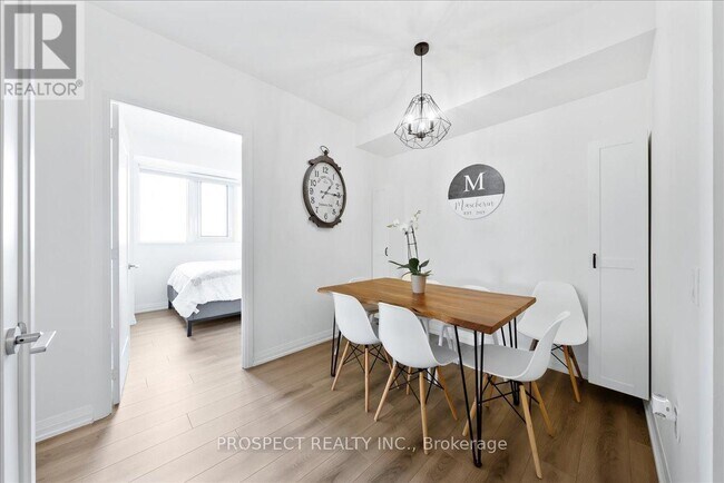 Photo du bâtiment - 9000-9000 Jane St