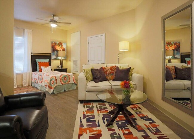 Foto del edificio - The Manor and Cottages at the Manor Arkansas Benton location