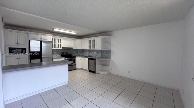 Foto del edificio - 20401 NE 30th Ave