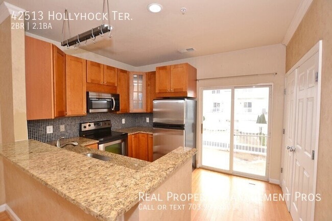 Building Photo - 42513 Hollyhock Terrace